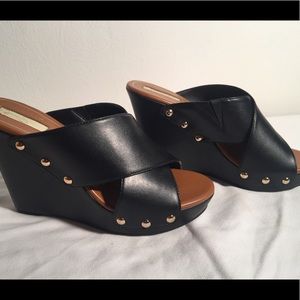 ♥️ Jessica Simpson Black Wedges♥️